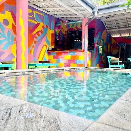 Cycling Backpacker Hostel & Cafe Unawatuna Ngoại thất bức ảnh