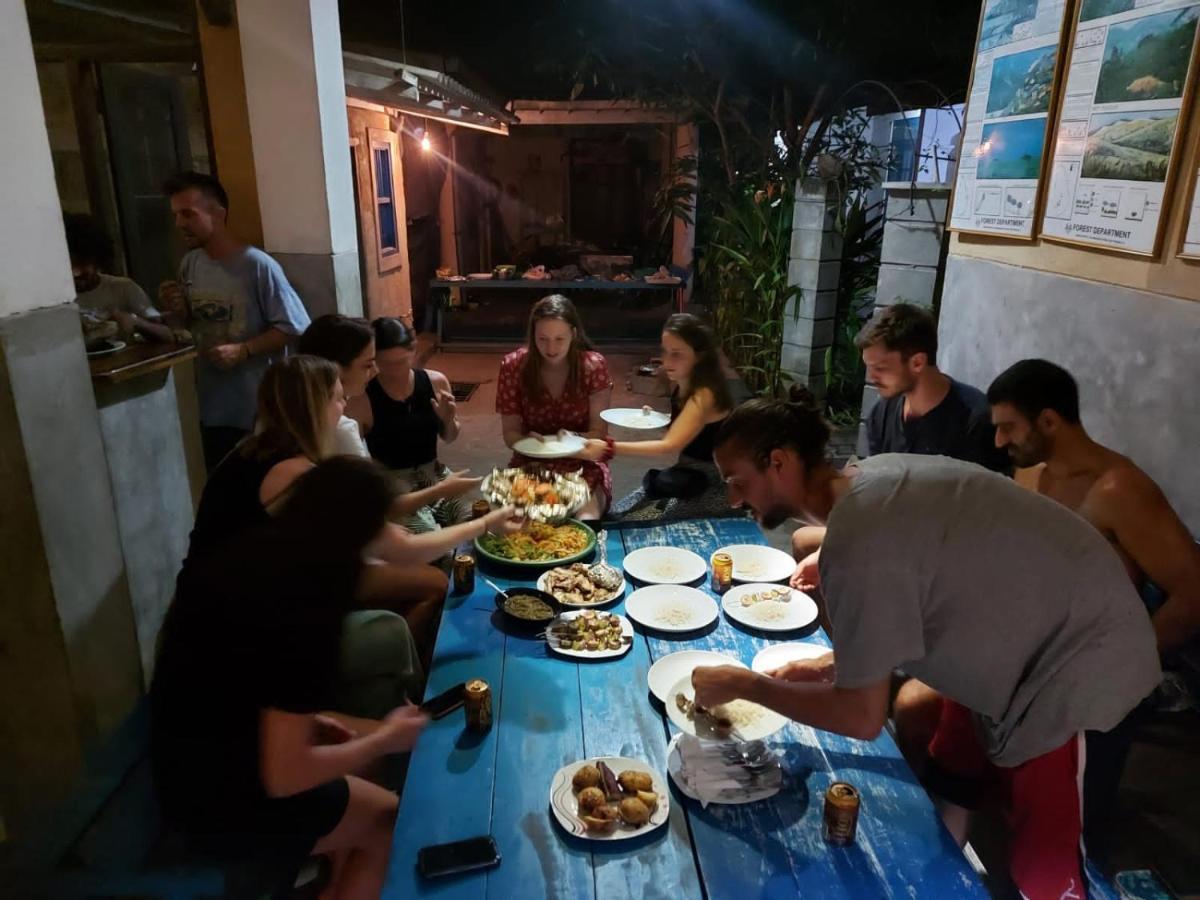 Cycling Backpacker Hostel & Cafe Unawatuna Ngoại thất bức ảnh