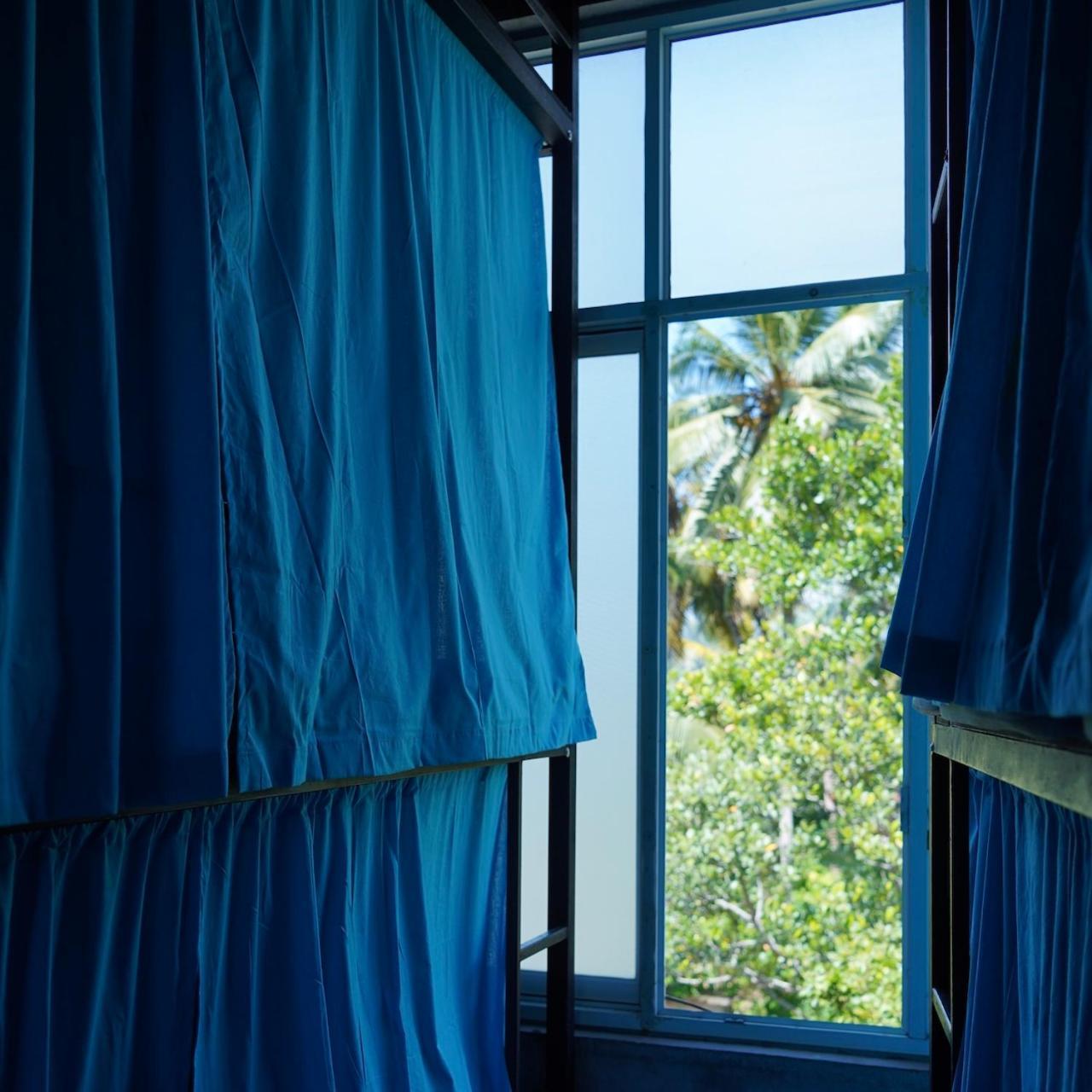 Cycling Backpacker Hostel & Cafe Unawatuna Ngoại thất bức ảnh