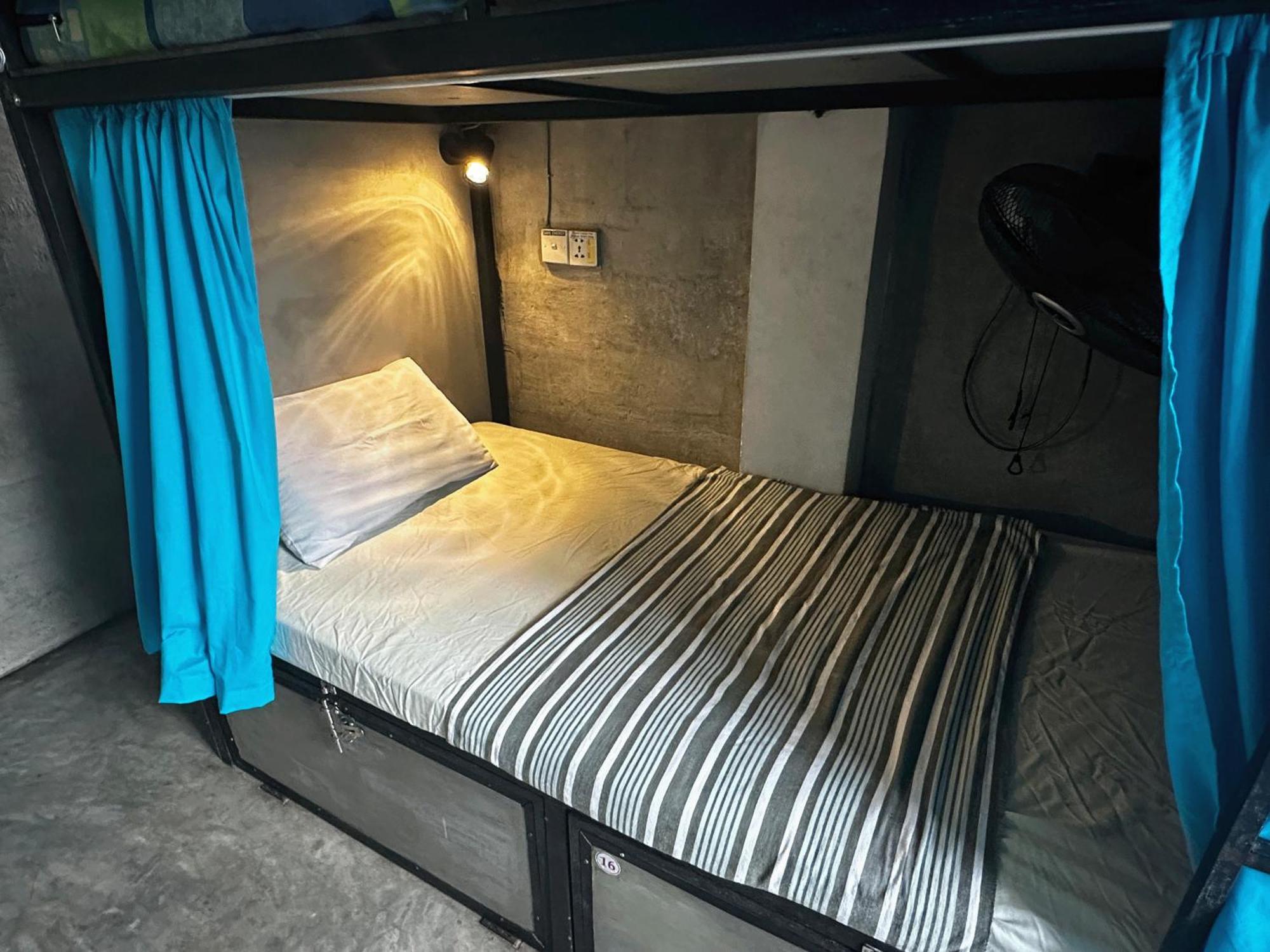 Cycling Backpacker Hostel & Cafe Unawatuna Ngoại thất bức ảnh