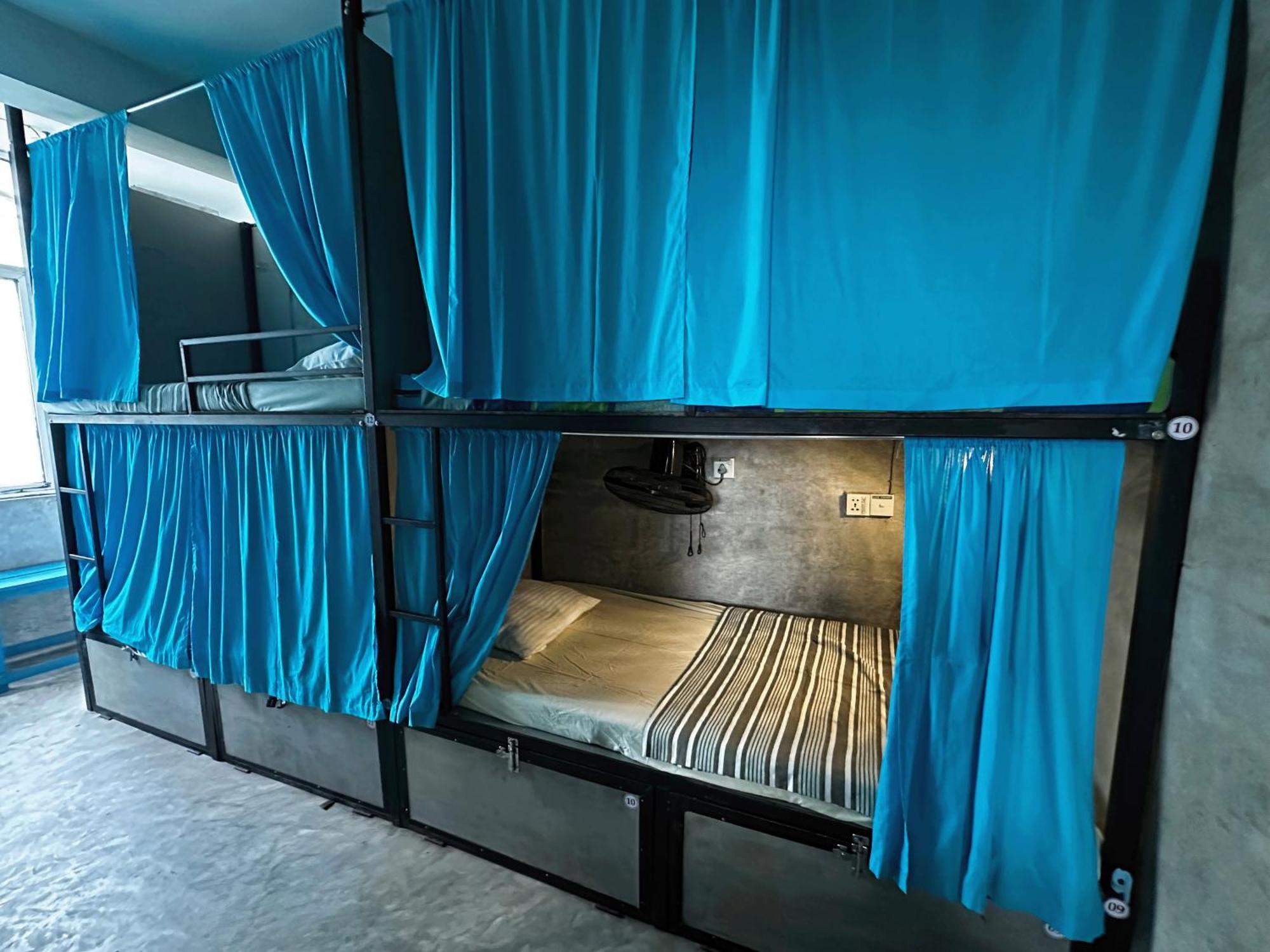 Cycling Backpacker Hostel & Cafe Unawatuna Ngoại thất bức ảnh