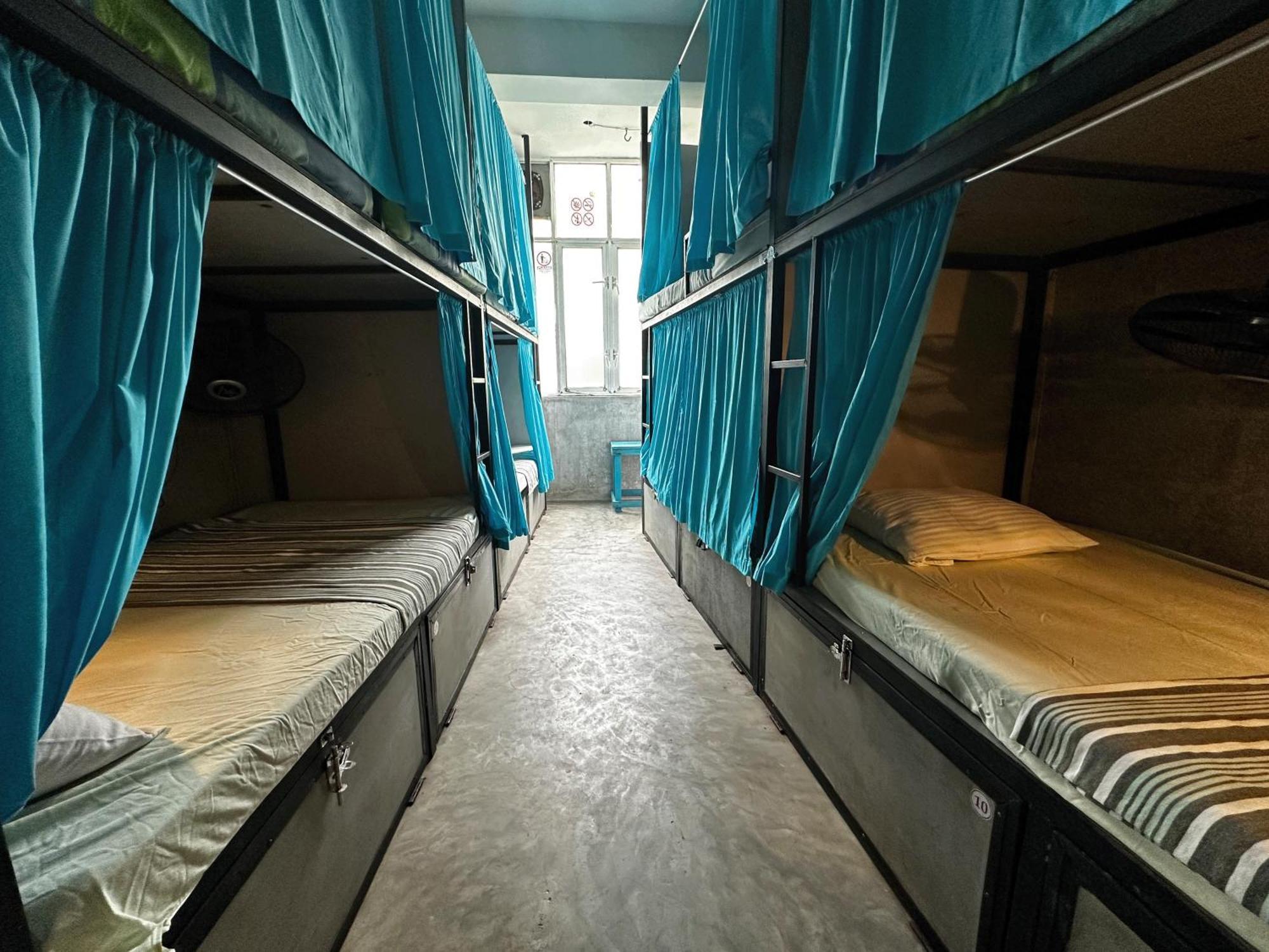 Cycling Backpacker Hostel & Cafe Unawatuna Ngoại thất bức ảnh